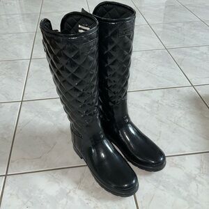 Black Refined Gloss Quilt Tall Rain Boots- US Size 7